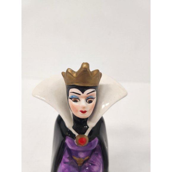 Vintage Disney Japan Snow White And The Seven Dwarfs Evil Queen Figurine Ceramic - Picture 3 of 9